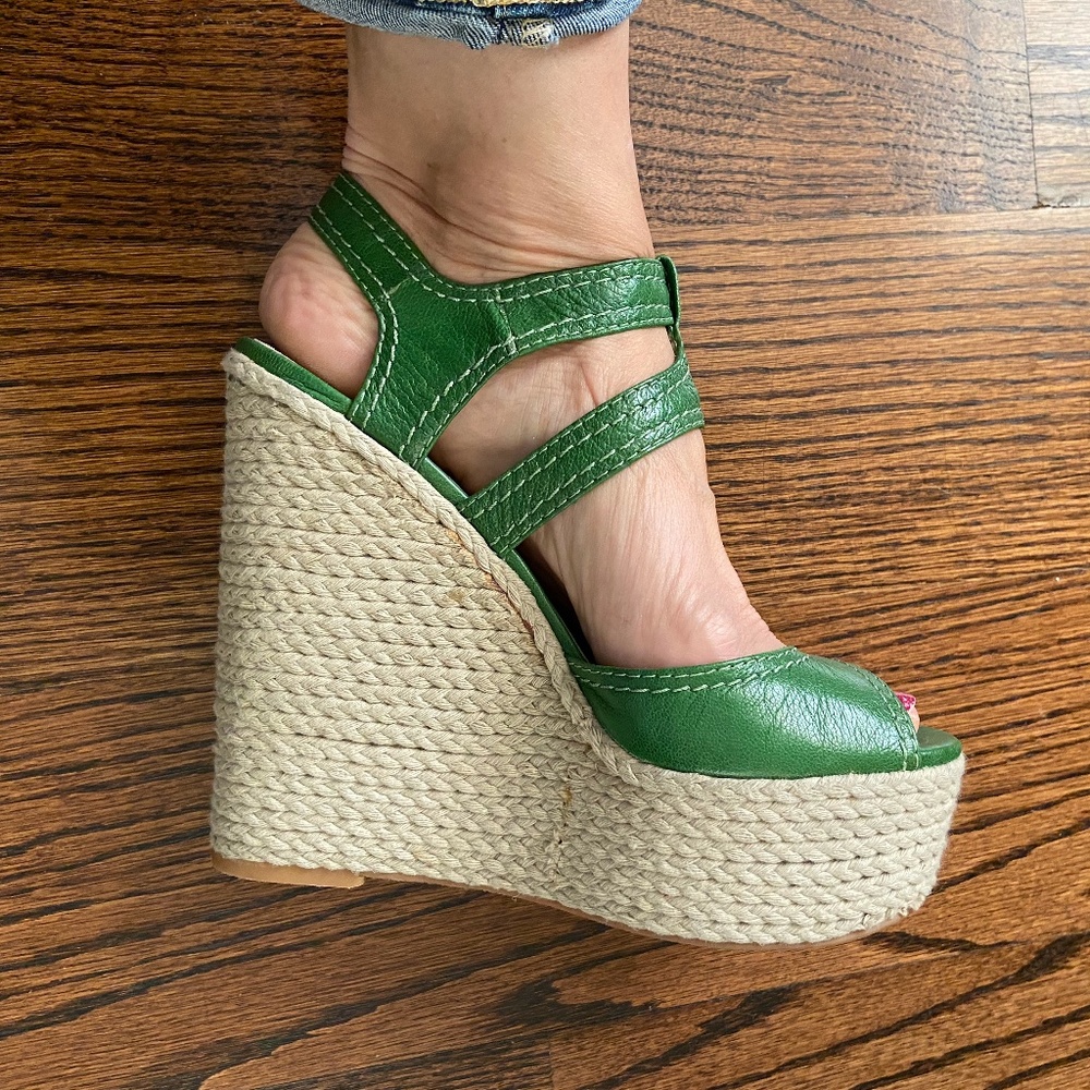 Nine West Blanca Green Platform Espadrille Wedge